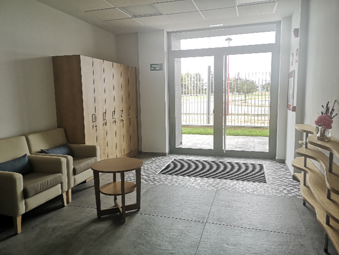 acceso principal de la residencia de Campolar del Paramo